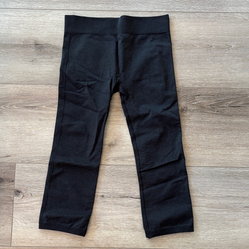 Dark grey 3/4 Ivivva Kids Leggings